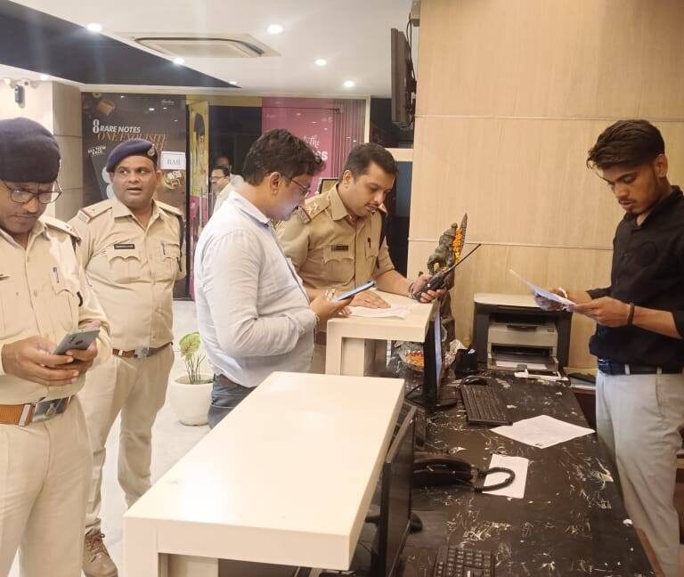 ग्वालियर में होटल-लॉज की आकस्मिक चेकिंग, सुरक्षा व्यवस्था का लिया जायजा