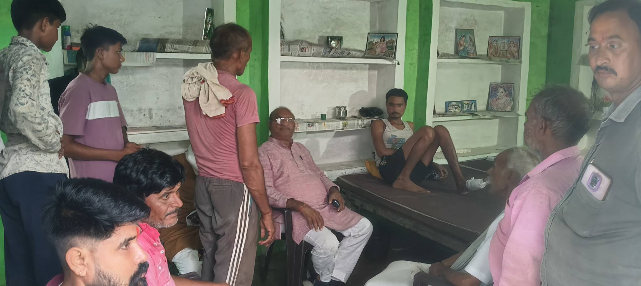 पूर्व विधायक घनश्याम सिंह ने व्यक्त की शोक संवेदना, स्वास्थ्य हाल जाना