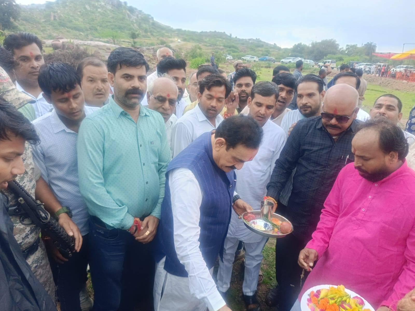 पूर्व गृहमंत्री डॉ. नरोत्तम मिश्रा ने किया चंडी महायज्ञ का भूमिपूजन