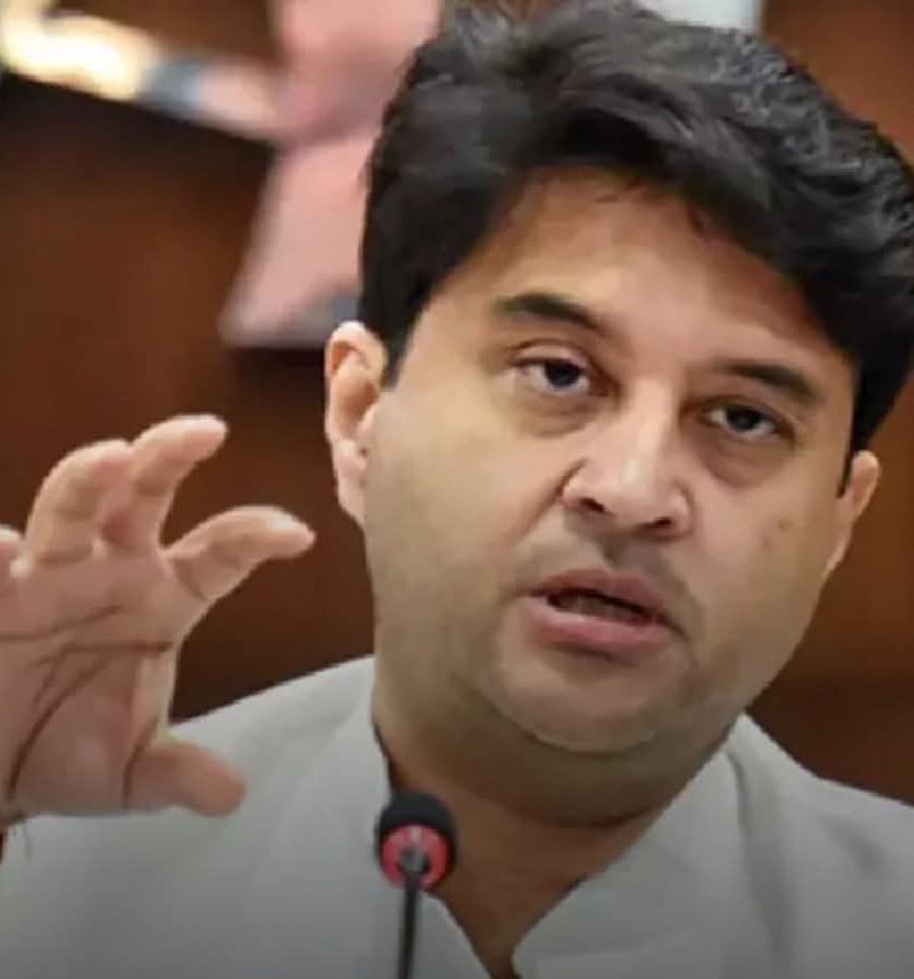 ज्योतिरादित्य सिंधिया ने कांग्रेस को बताया 'चरित्रहीन पार्टी', बिहार विवाद पर साधा निशाना