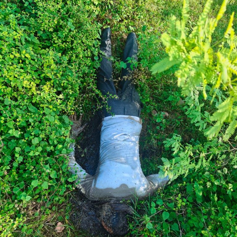 हरसी गांव में पहाड़ी के पीछे मिली मृतक की लाश, पुलिस ने किया मर्ग कायम