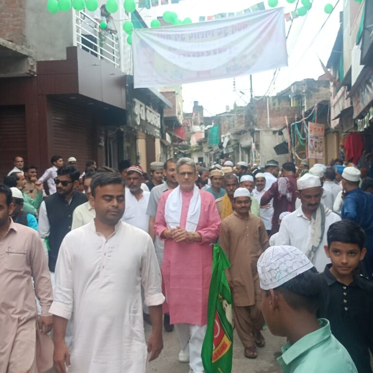 विधायक राजेन्द्र भारती ईद मिलादुन्नबी जुलूस में हुए शामिल