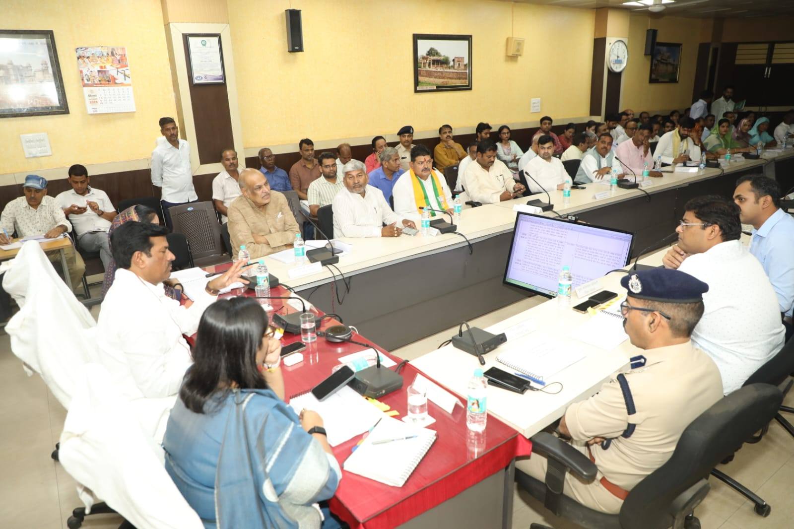 ग्वालियर में जलभराव और विकास कार्यों पर बड़ी बैठक