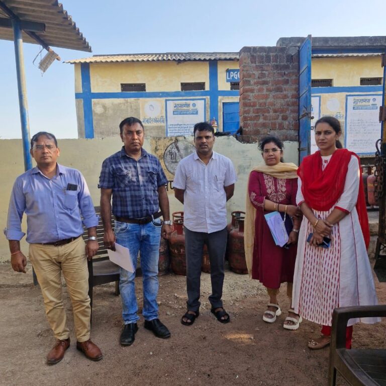 अनाधिकृत गैस सिलेण्डरों के भण्डारण पर बड़ी कार्रवाई!