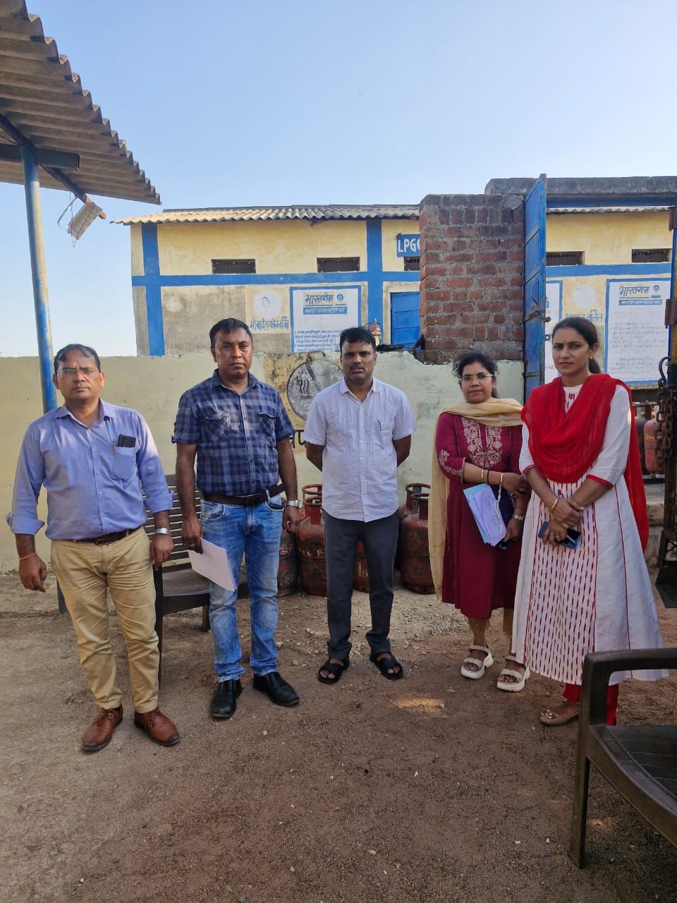 अनाधिकृत गैस सिलेण्डरों के भण्डारण पर बड़ी कार्रवाई!