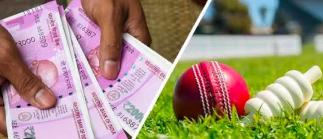 32 मोबाइल और लाखों रुपए के साथ अंतर्राज्जीय सटोरिया सुमित सोनी गिरफ्तार, चार अन्य की तलाश जारी