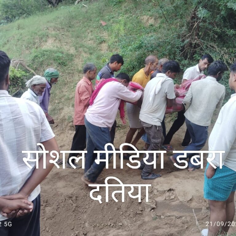 उचाड सरपंच श्री मृगेन्द्र चतुर्वेदी जी के पुत्र किशनचंद्र चतुर्वेदी का शव आज सुबह लगभग 7 बजे नदी से बरामद हुआ। यह घटना अत्यंत ही दुखद है।